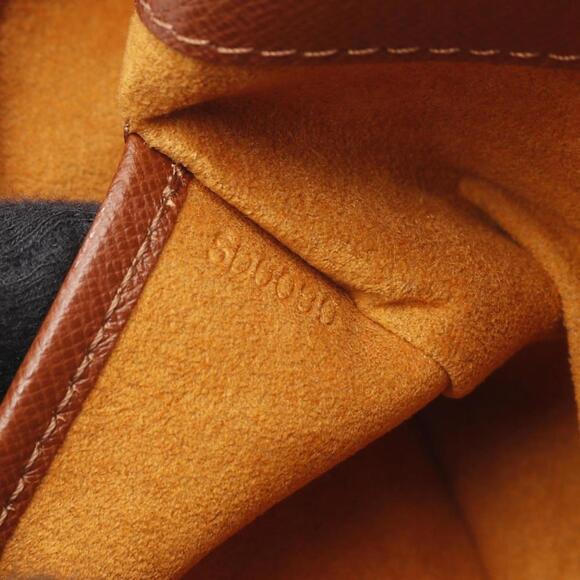 LOUIS VUITTON Brown Monogram Leather Shoulder Bag - Picture 5 of 9